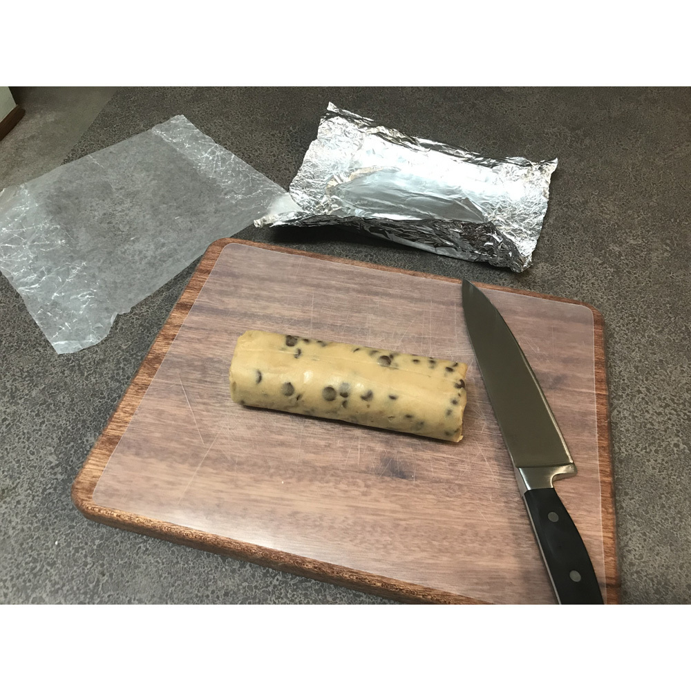 Chocolate Chip Cookie Log 01