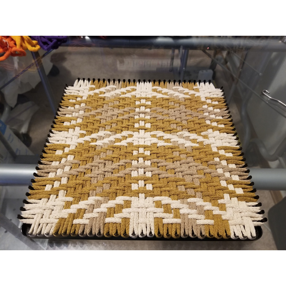 03-10x10-PRO-Sized-Potholder-Loom