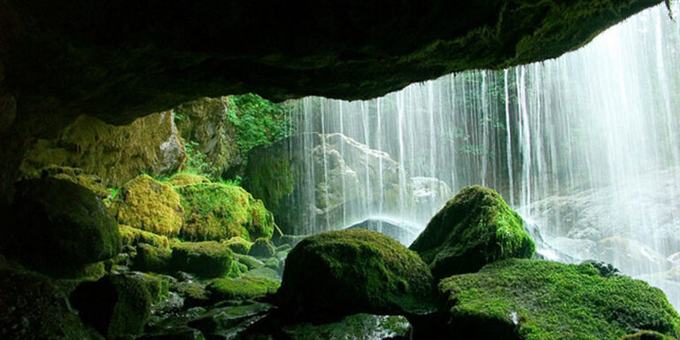 Hypnobirth Waterfall Happy Place